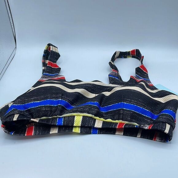 NWT Cupshe swim top size Medium - Picture 2 of 10